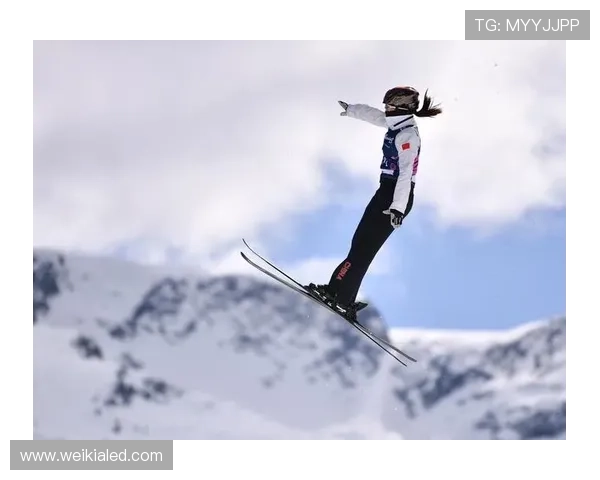 空中技巧夺铜徐梦桃开心上台